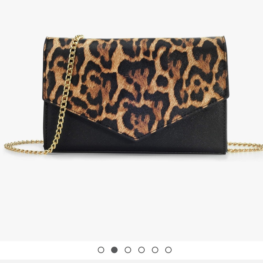 NWT Faux Leather Purse